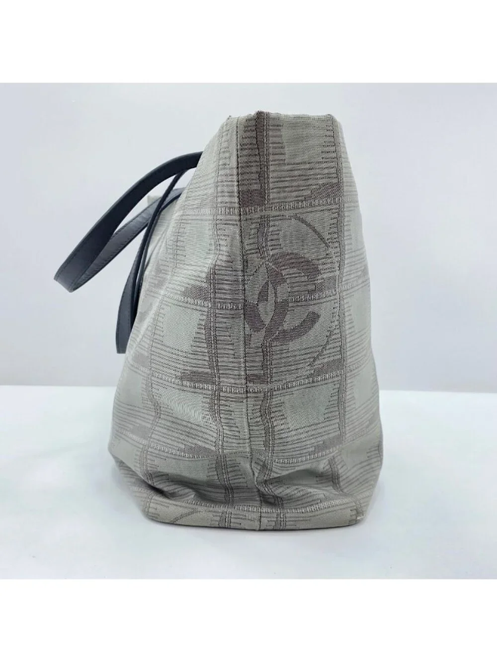 Chanel Tote New Travel Line
